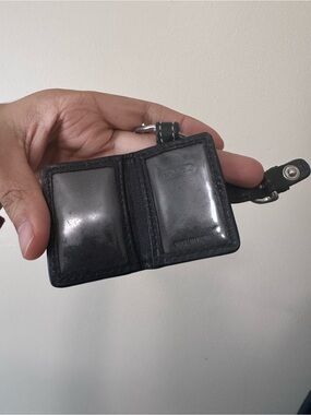 小物 vintage coach Photo Book keychain black Vintage Coach Leather Photo Book Keychain In Black Le… - Gem